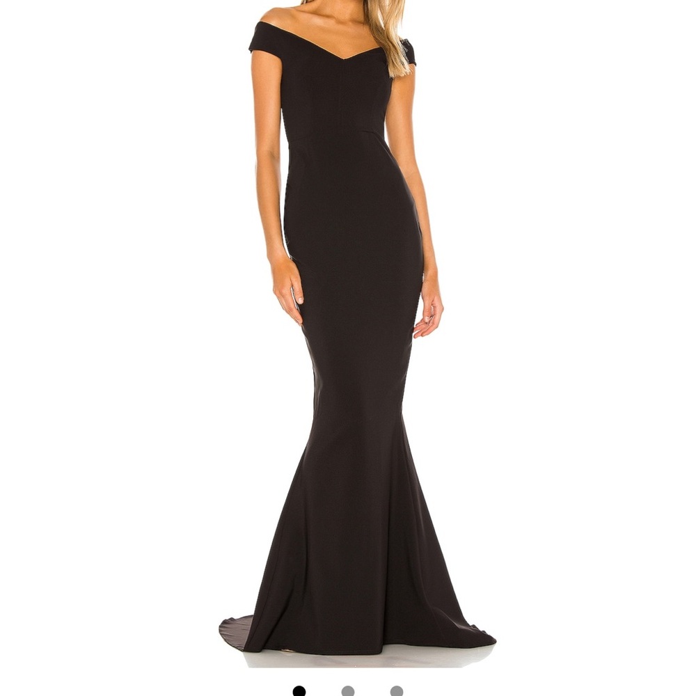 Nookie X REVOLVE allure gown size xs- train has been removed